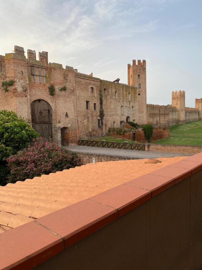 Sotto Le Mura Монтаньяна Номер фото